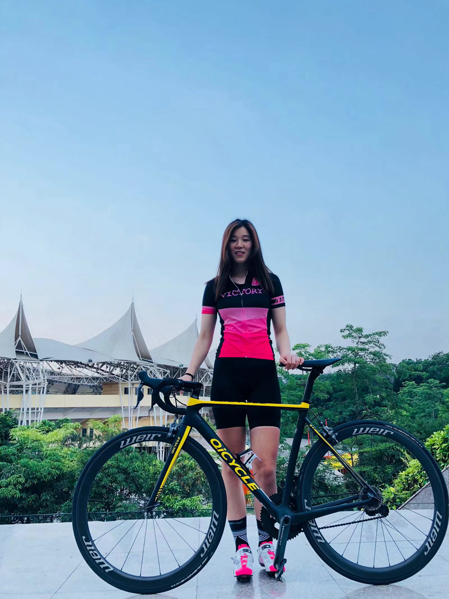 Hi！女神｜从专业队到领骑员 95后骑行小花魏喵喵
