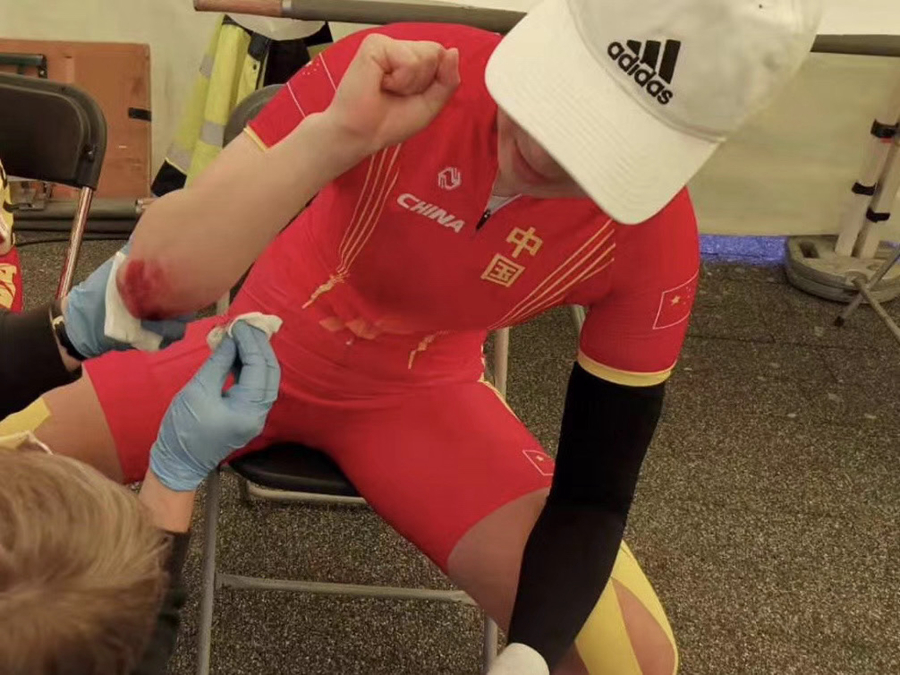 Hi！女神｜从专业队到领骑员 95后骑行小花魏喵喵