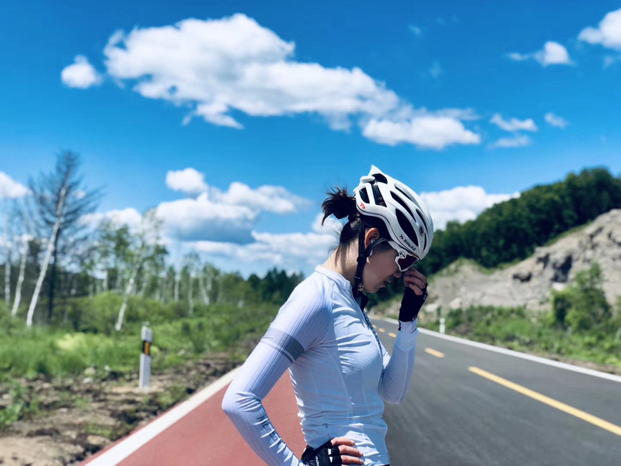 Hi！女神｜从专业队到领骑员 95后骑行小花魏喵喵