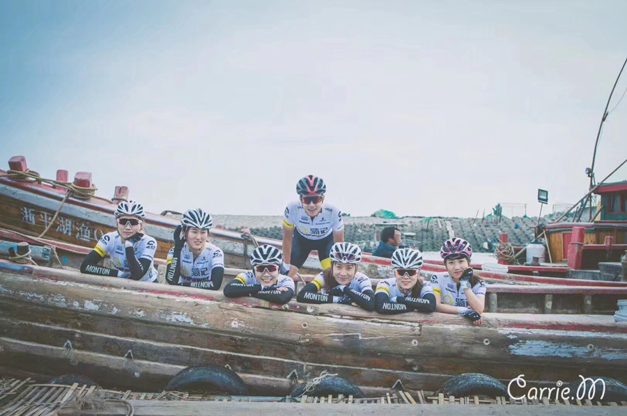 Hi！女神｜从专业队到领骑员 95后骑行小花魏喵喵