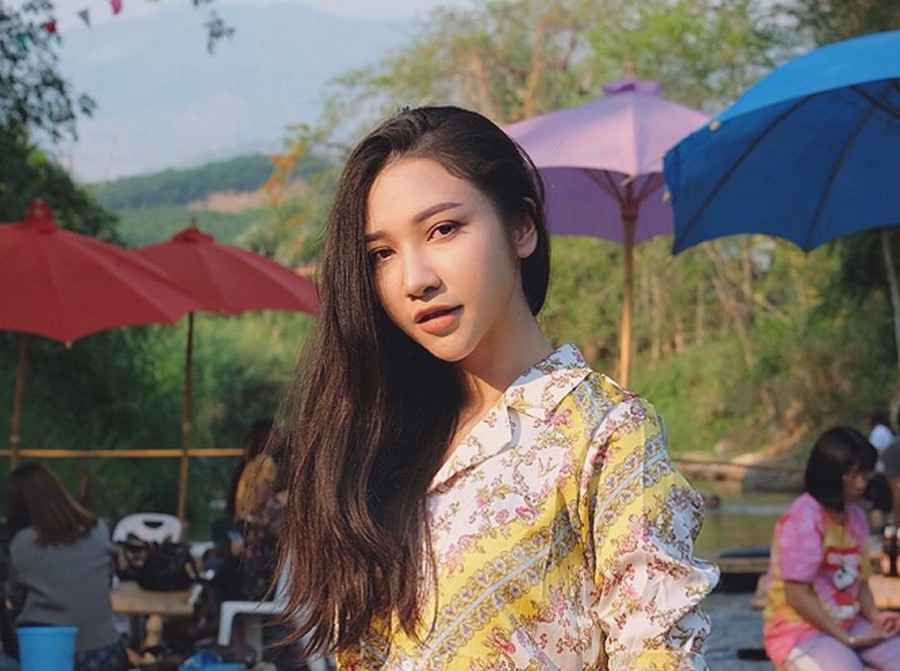 Hi！女神｜媚态天成 又纯又欲还甜 这个妹子男女通杀