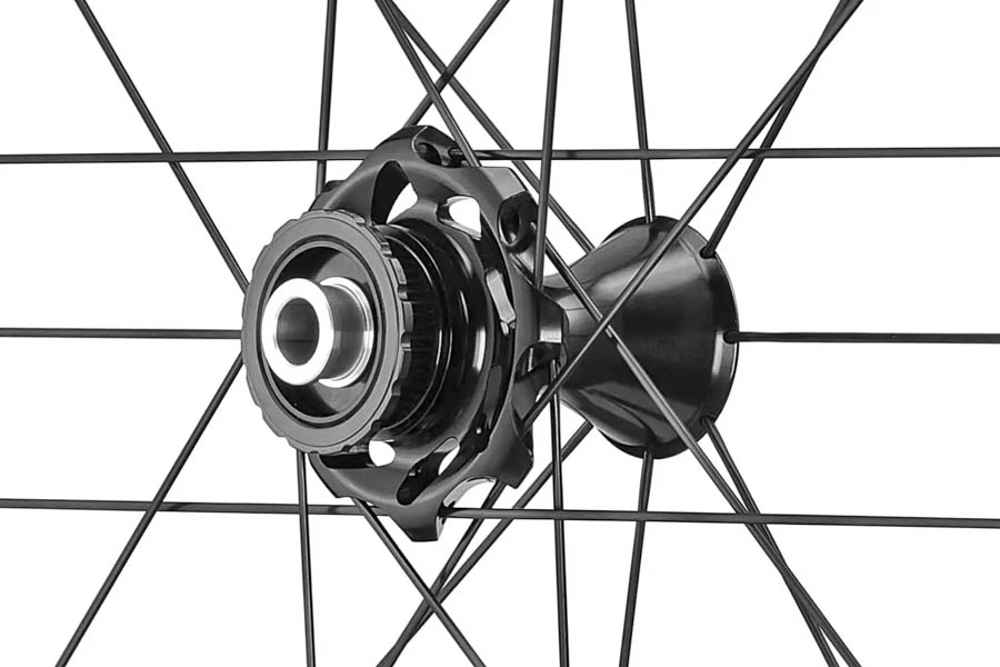 Campagnolo发布Bora WTO 60 DB碟刹轮组
