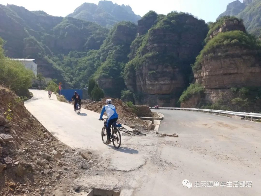 骑游太行之巅  一解天路之惑