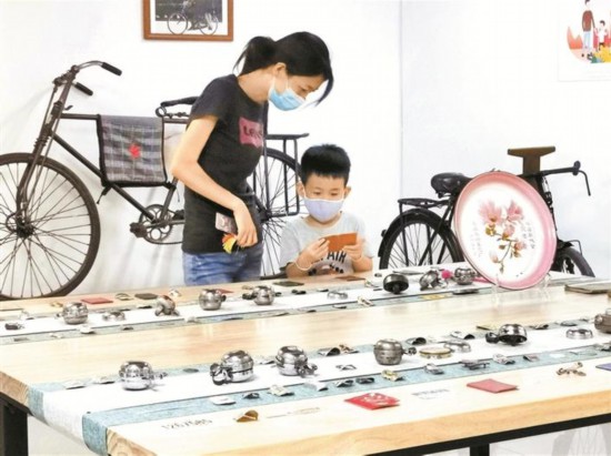 深圳光明惜物博物馆推出自行车特展