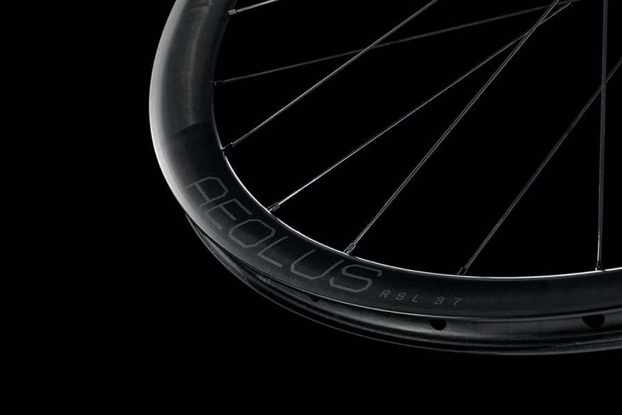 Trek发布全新Émonda车型 Aeolus一体车把/轮组