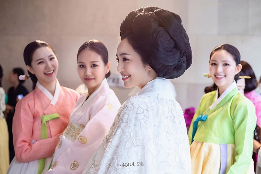 Hi！女神｜天使面孔 魔鬼身材 “韓國小姐”也愛騎行
