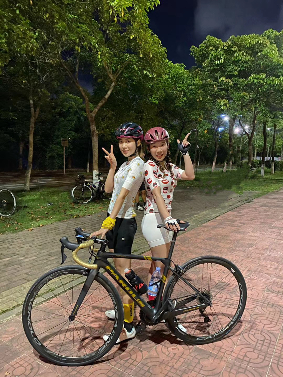 人物｜邓颖怡：尽自己一份力 带动茂名的骑行氛围