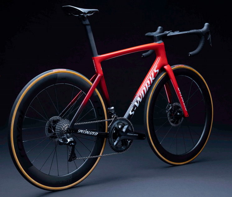 7月28日23时,specialized闪电正式发布tarmac sl7公路车.