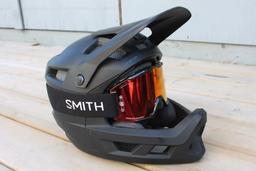透气 内衬可换 Smith推出Mainline全盔