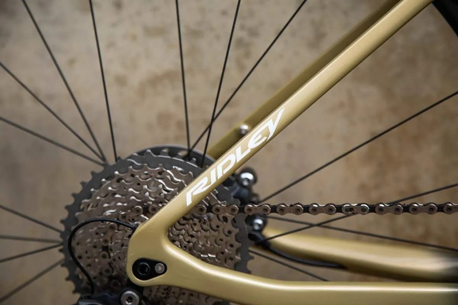 花鼓内置牙盘 Ridley正式发布Kanzo Fast气动砾石车