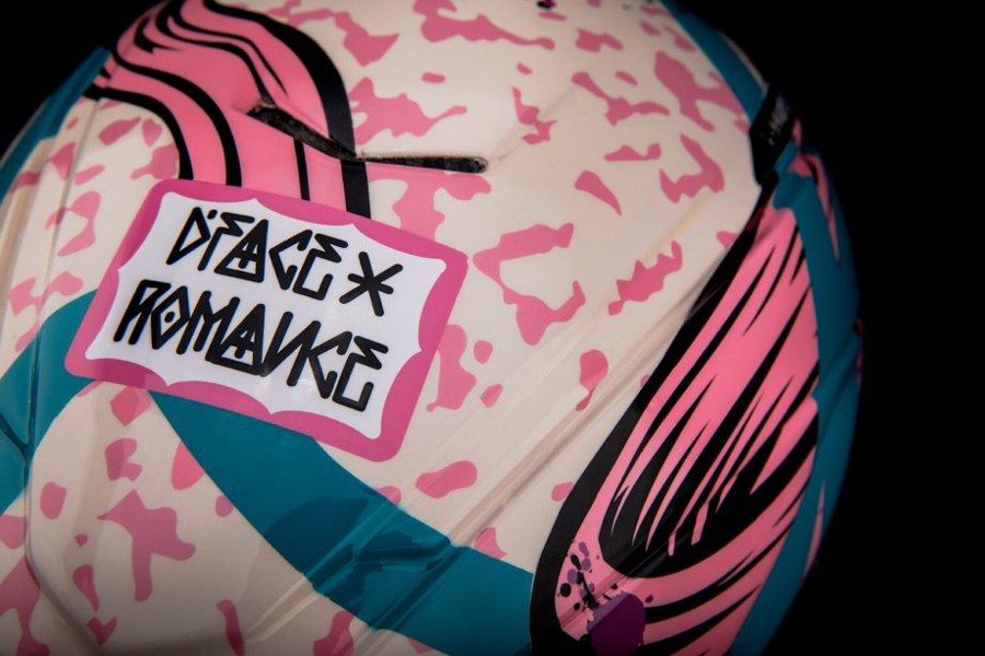 Specialized X Romance X D * Face联名Evade头盔
