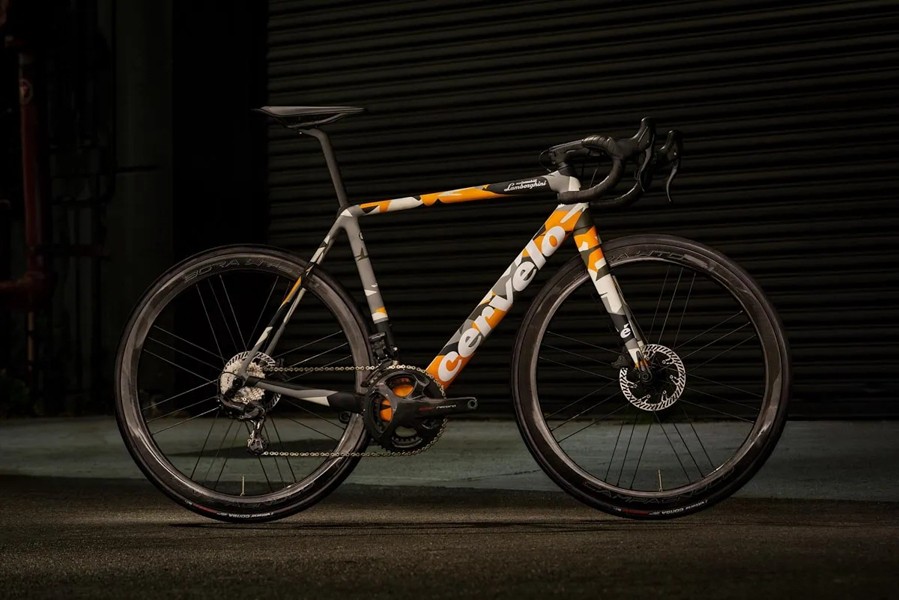 划算！联名兰博基尼的Cervelo R5只售18000美元