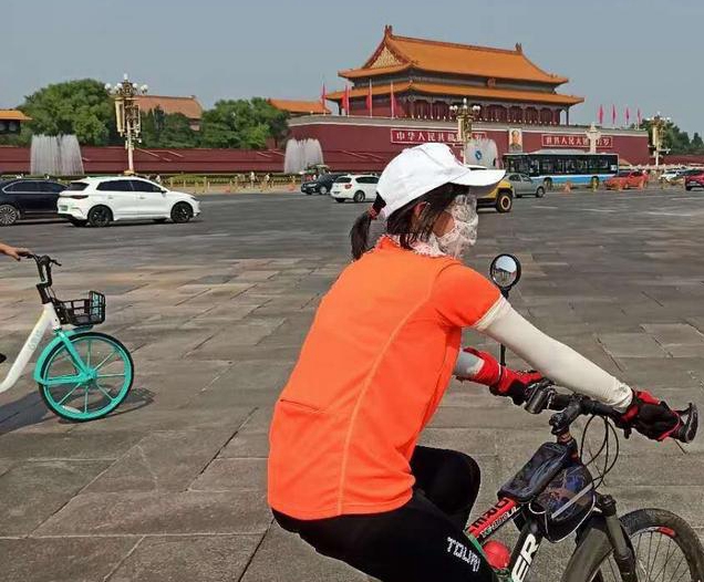 从湖北到北京，18岁女孩骑行上千公里来大学报到