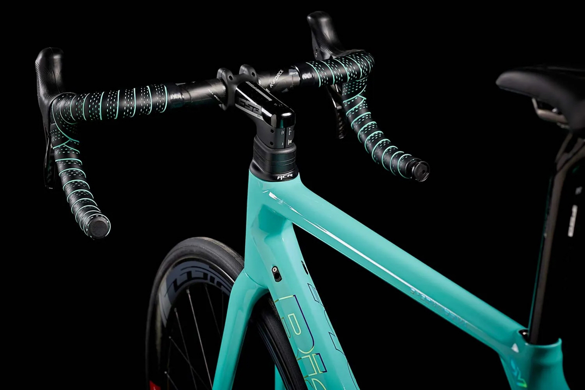 2021 Bianchi Specialissima CV气动爬坡公路车