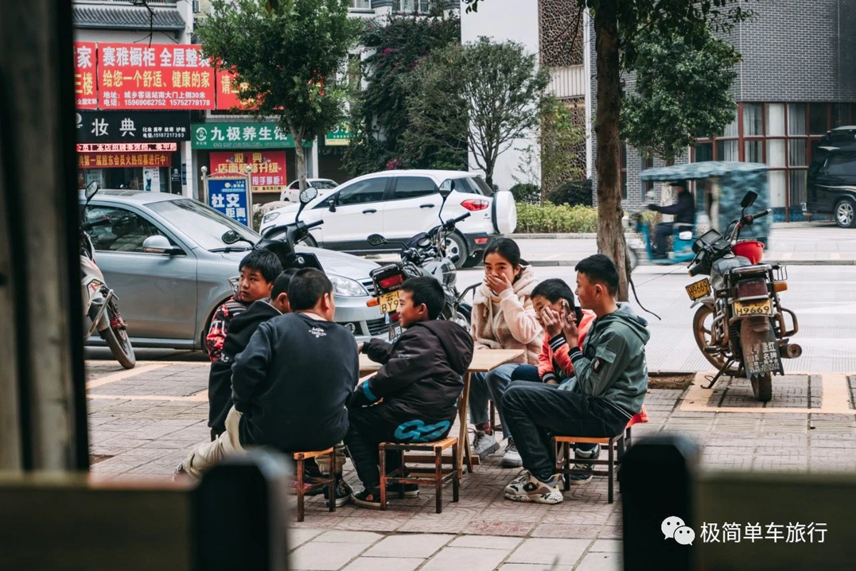 骑行云南D3：大理-永平  骑遇黄焖鸡之乡