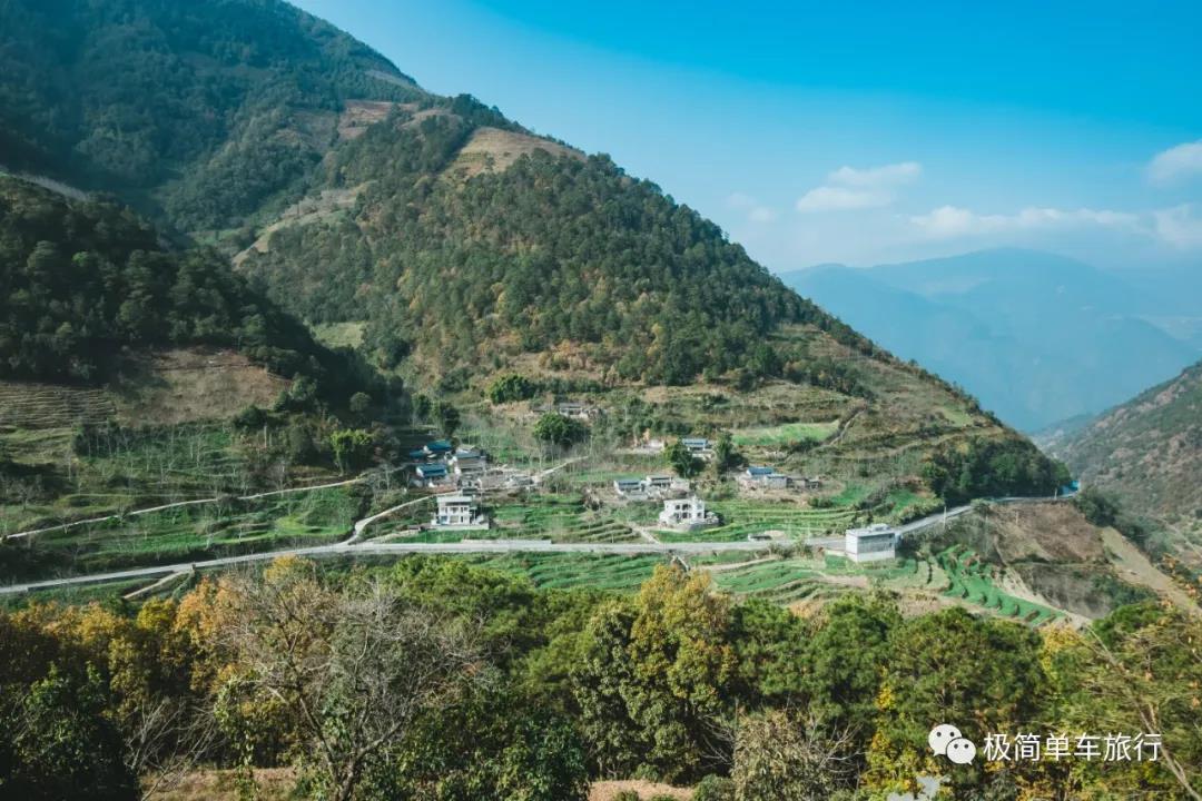 骑行云南D4：永平-保山  穿过大雾迎来大晴天