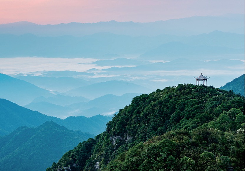 通城县上黄袍山自行车赛显风采