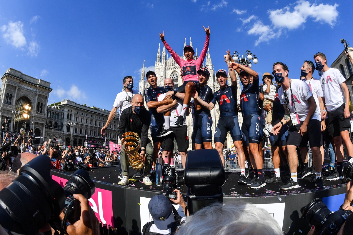 2021環(huán)意收官 甘納爆胎仍奪賽段 貝納爾封王