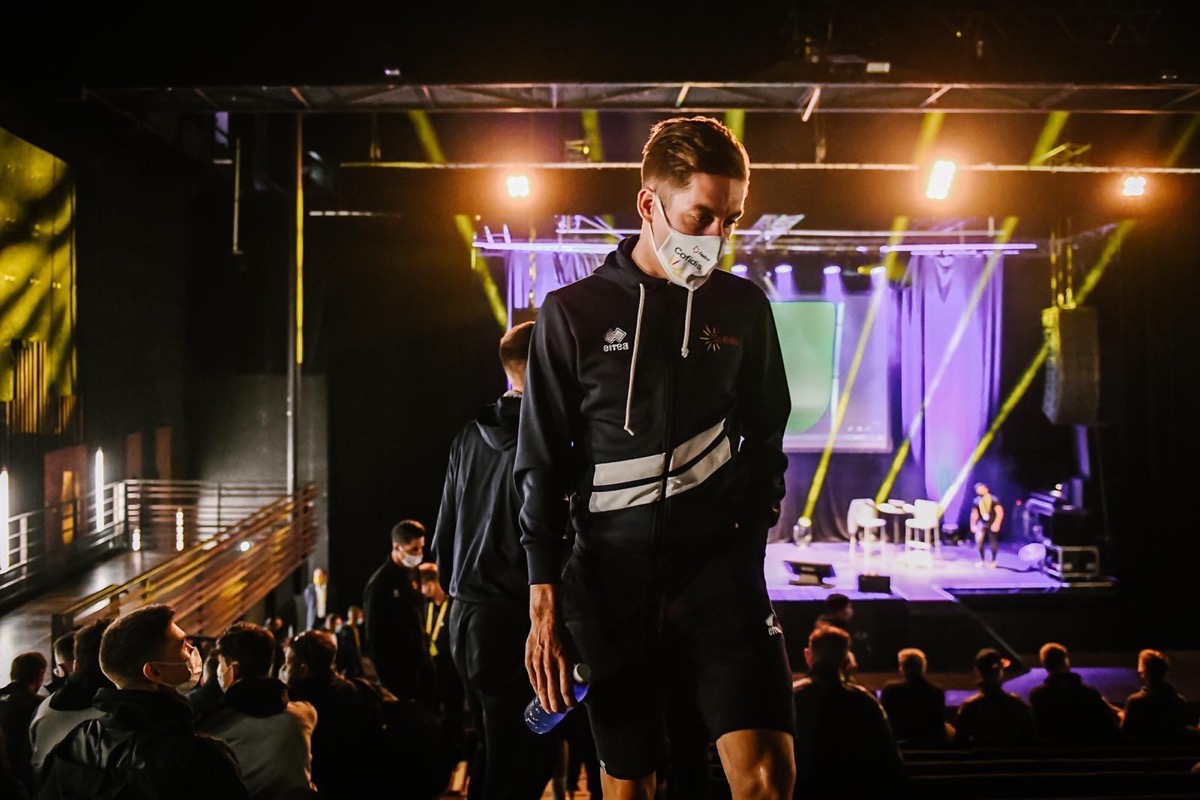 【图集】离开赛还有一天！2021环法车队亮相仪式