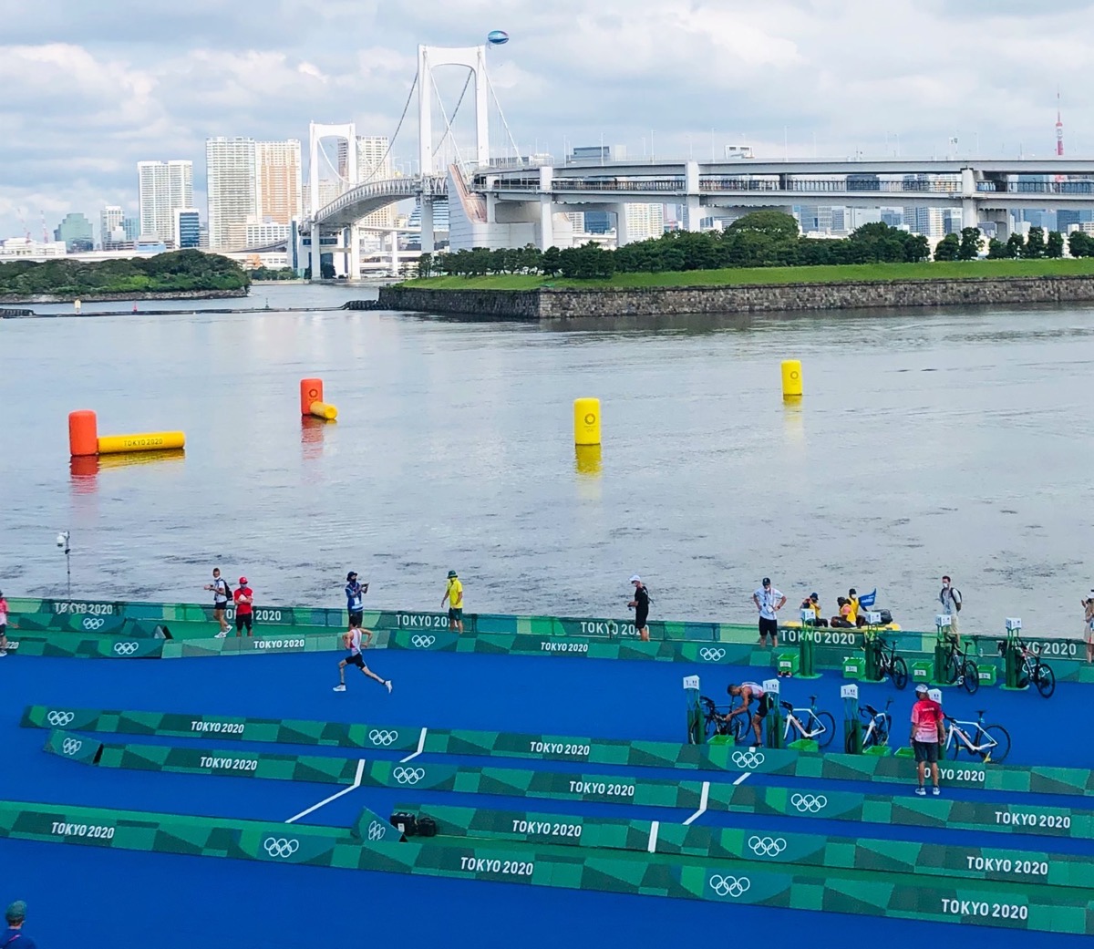 东京奥运会 | 男女铁三混合接力：英国队大获全胜