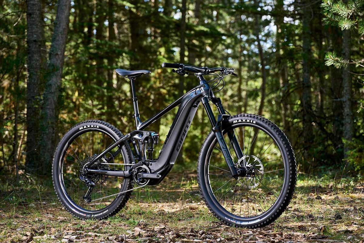 2020款reign e 2021 giant reign e 依然定位于enduro emtb,沿用160