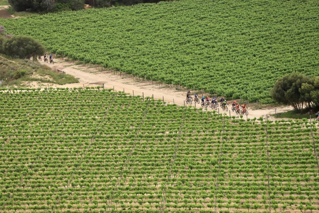 Cape Epic S5：闪电统治！女队六连 男队保黄衫