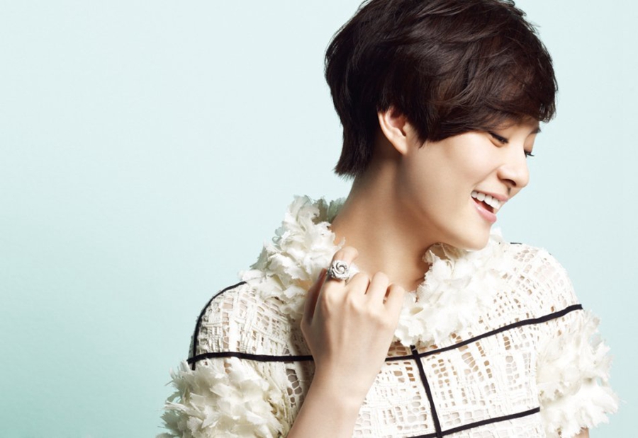 欧珀莱代言人孙俪骑行见面会活力挥洒素颜美