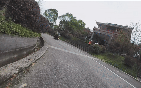 小编赛记 |大锦山爬坡赛 减速带引发的推车惨案