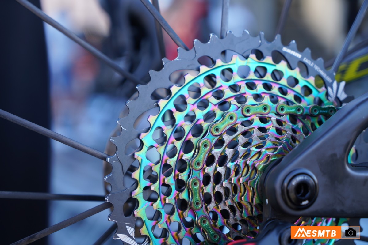 图集｜尼诺世界冠军版Scott Spark RC细节有何不同