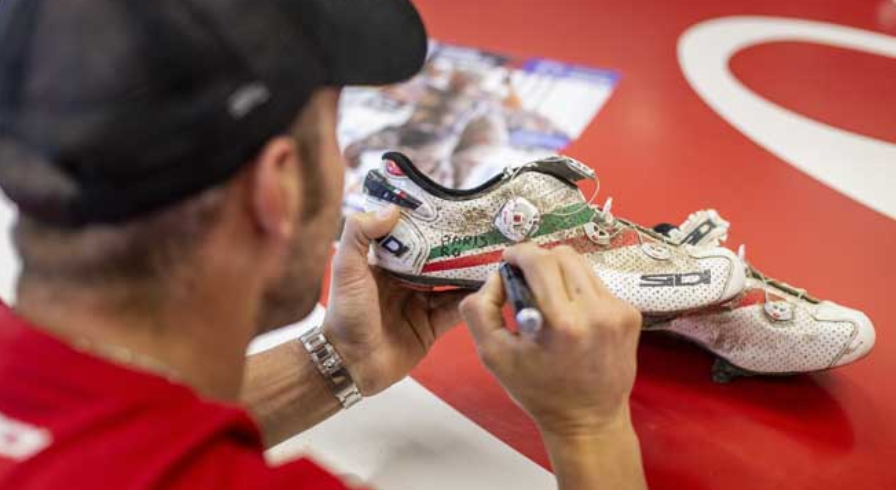 回报赞助商 科尔布雷利赛季结束拜访SIDI总部