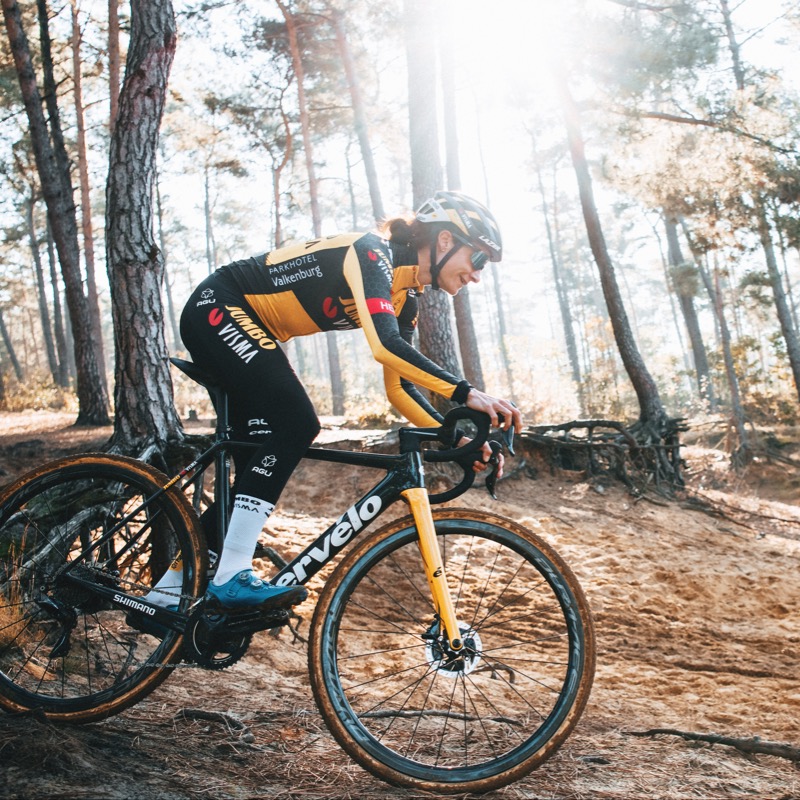 为范阿尔特量身定制cervelor5cx越野公路车