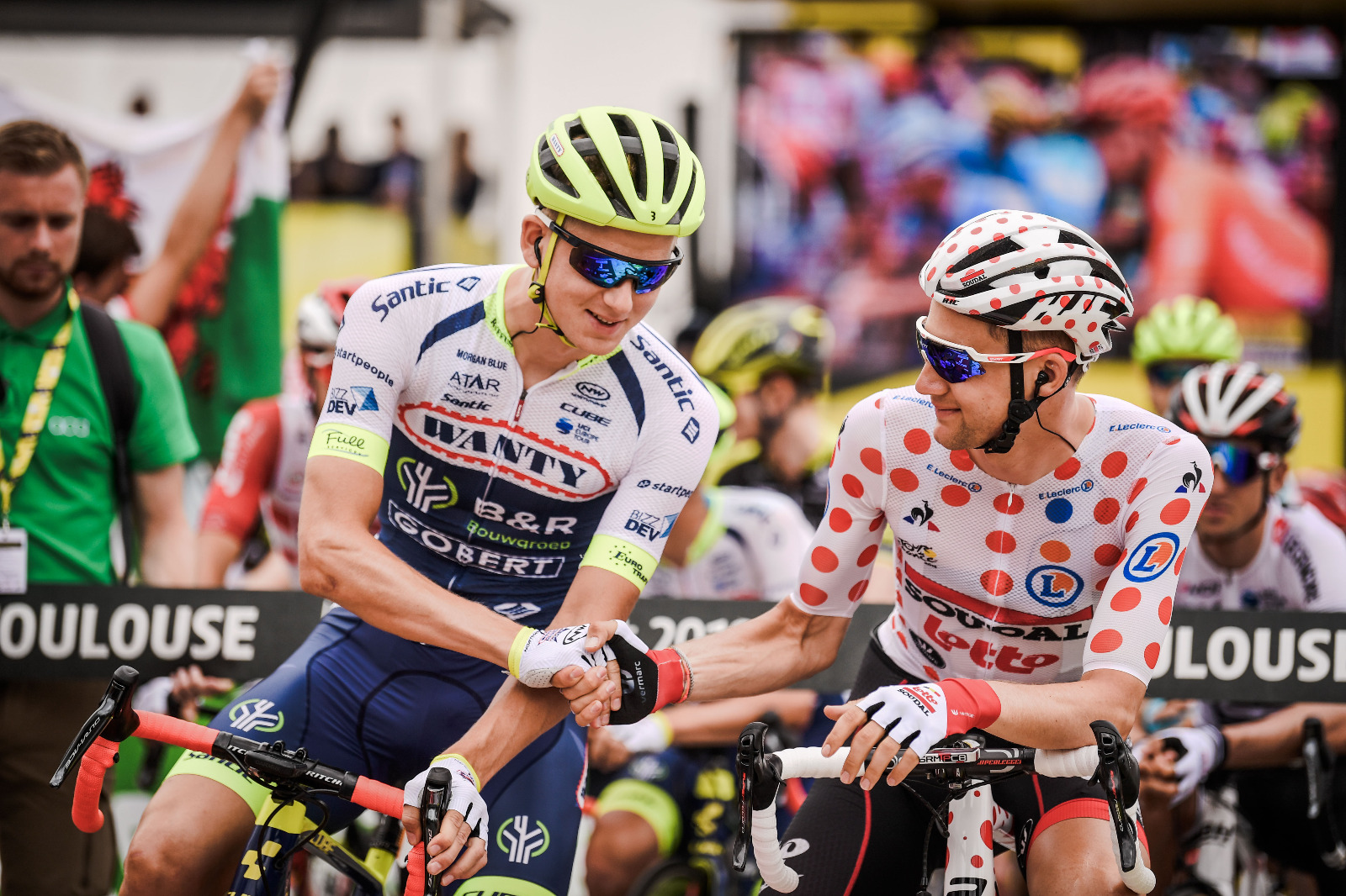 锁鞋上太空！ 这个真值得整个骑行圈庆祝