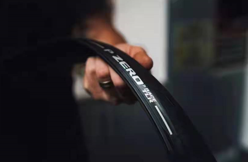 签约Colnago  倍耐力成为UAE车队轮胎赞助商