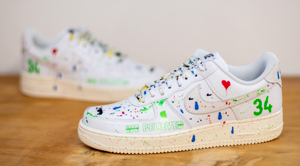 庆祝34胜 耐克为盘爷手绘Air Force 1纪念款板鞋