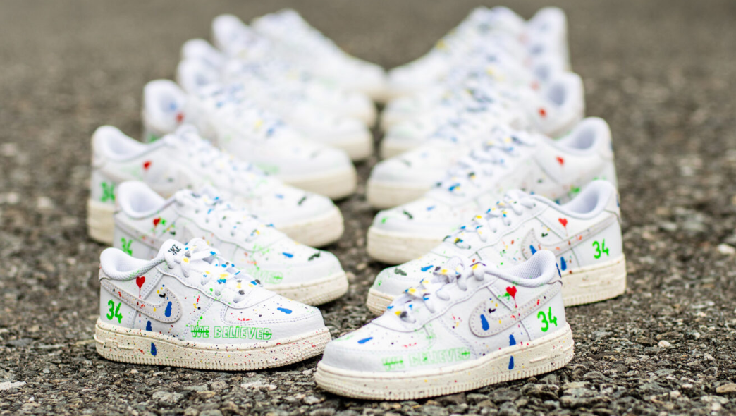 庆祝34胜 耐克为盘爷手绘Air Force 1纪念款板鞋