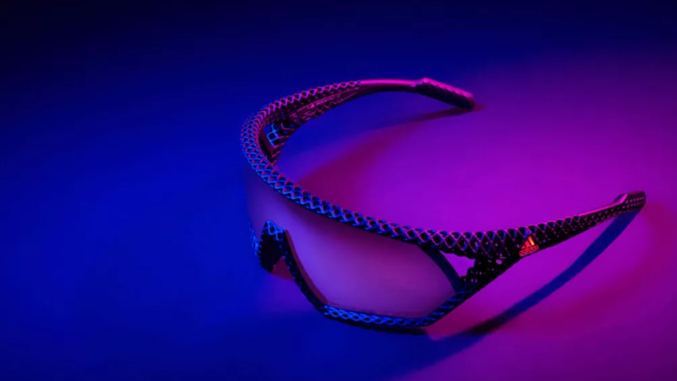重量仅20克  Adidas推出3D打印运动眼镜