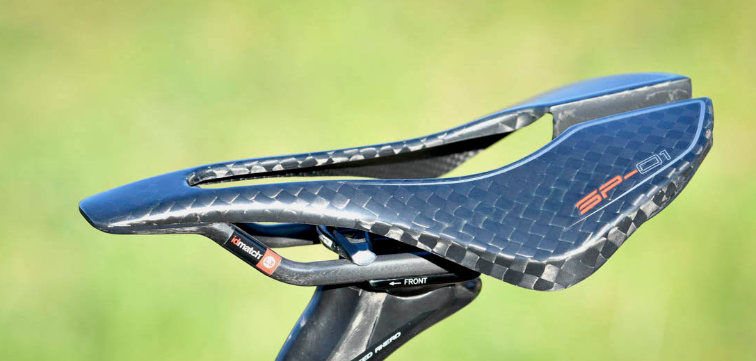 聯(lián)手坎切拉拉 Selle Italia推95克全碳頂級座墊