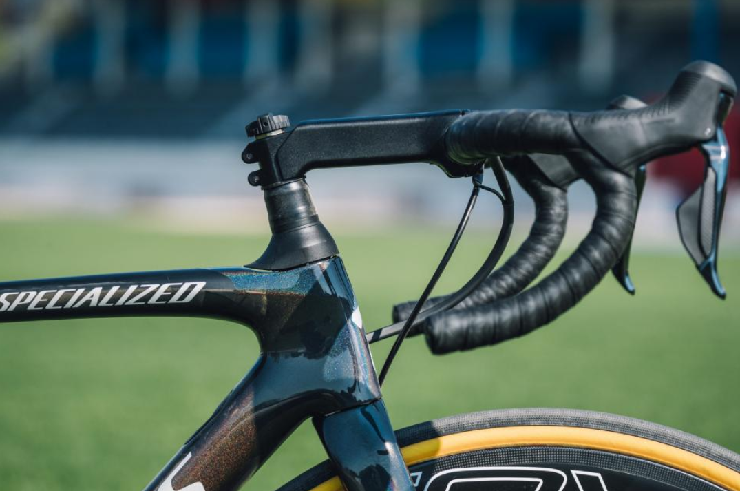 机械更可靠 萨甘选择R9120套件征战巴黎-鲁贝