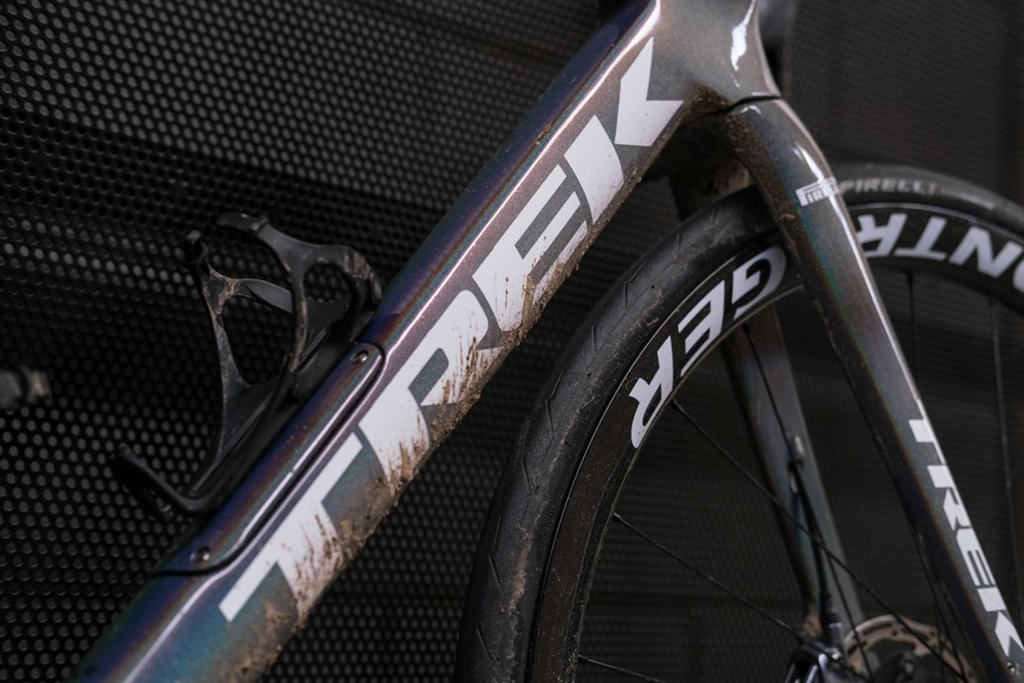 冠军战车 戴格南的“血色”Trek Domane SLR Disc