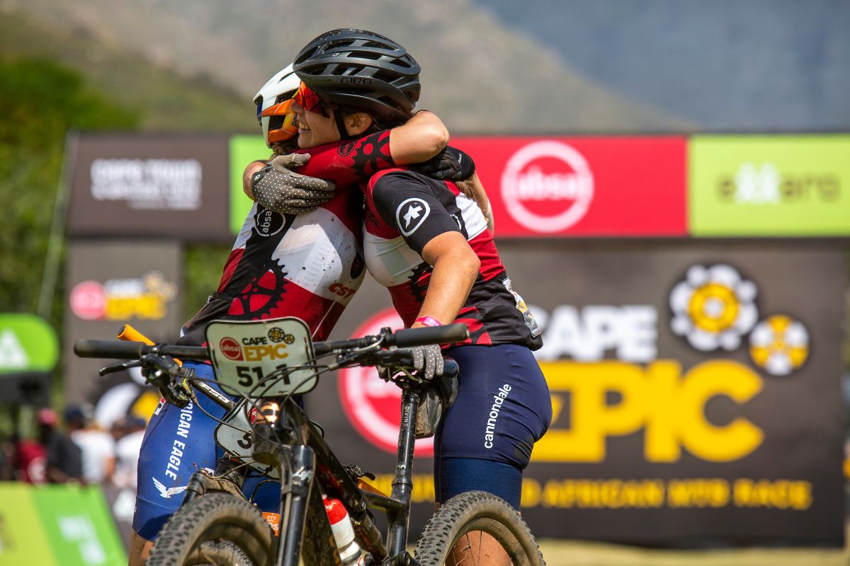 Cape Epic S4：Scott车队夺赛段 闪电女队五连胜