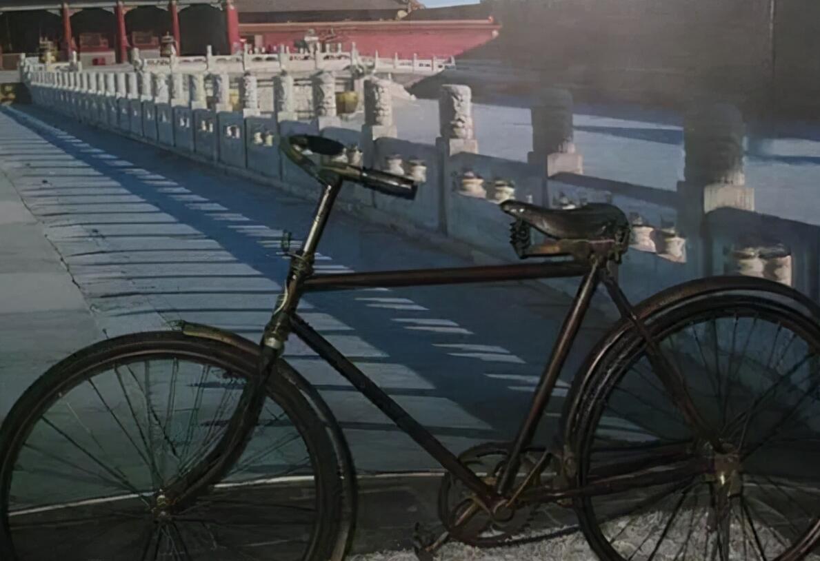 重庆大爷首创新型自行车 拒660万收购 贴钱办公司