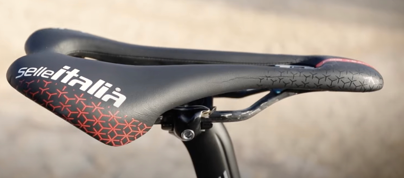 2022新赛季开启 18支世巡车队装备公开