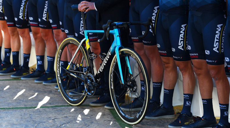 2022新赛季开启 18支世巡车队装备公开