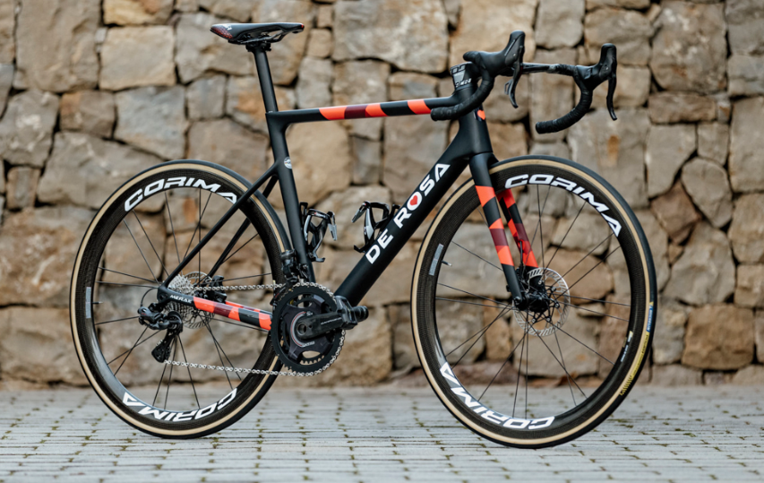 2022新赛季开启 18支世巡车队装备公开