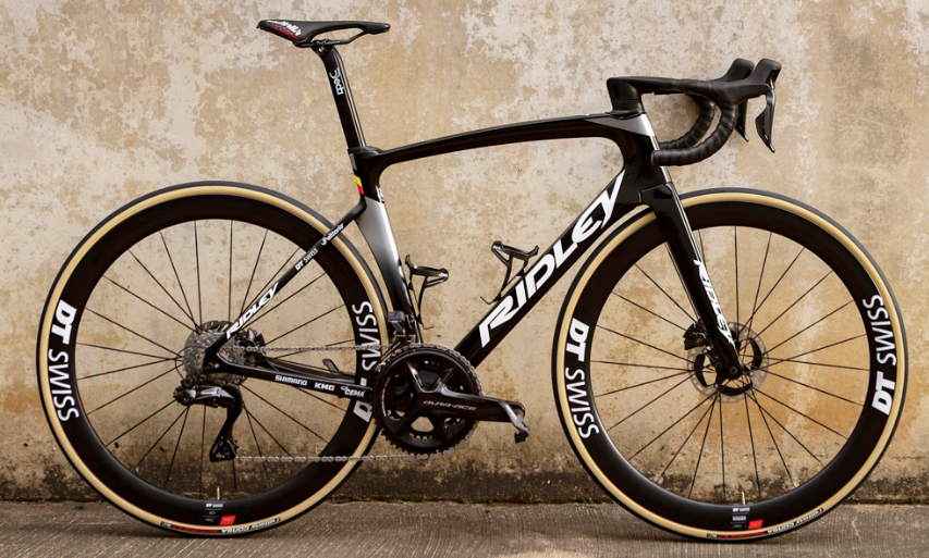 2022新赛季开启 18支世巡车队装备公开