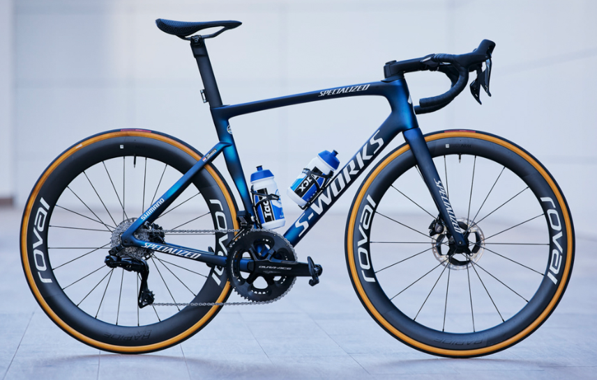 2022新赛季开启 18支世巡车队装备公开