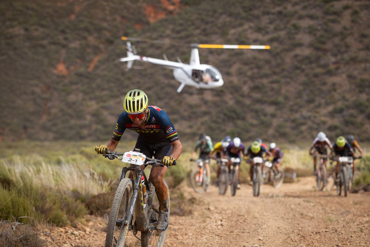 Cape Epic S2：连续三天破胎 尼诺组合终开胡