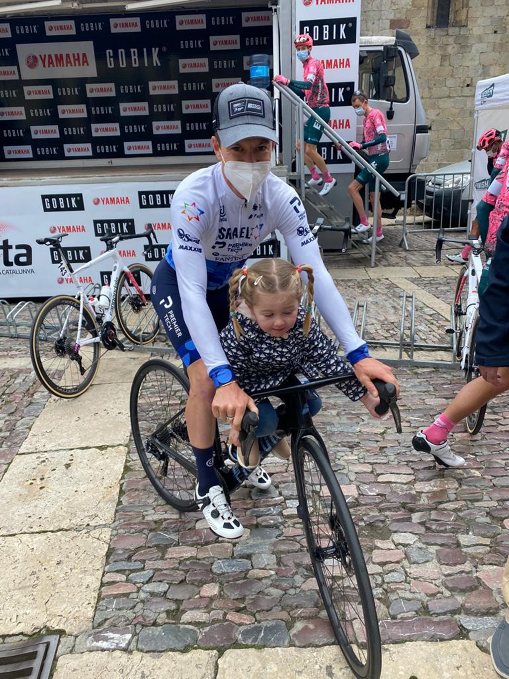 环加泰罗尼亚S4 阿尔梅达摘冠 金塔纳领跑GC榜