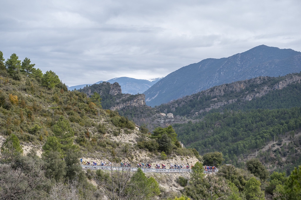 环加泰罗尼亚S4 阿尔梅达摘冠 金塔纳领跑GC榜