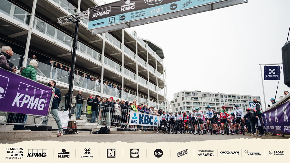 穿越弗兰德斯 | 重回巅峰 范德普尔喜提第二冠